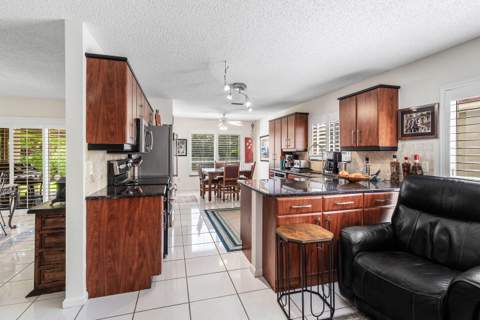 10378 Buena Ventura Drive, Boca Raton FL - photo 16 of 70