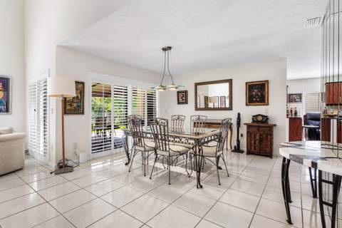 10378 Buena Ventura Drive, Boca Raton FL - photo 13 of 70