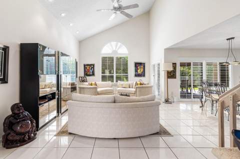 10378 Buena Ventura Drive, Boca Raton FL - photo 11 of 70