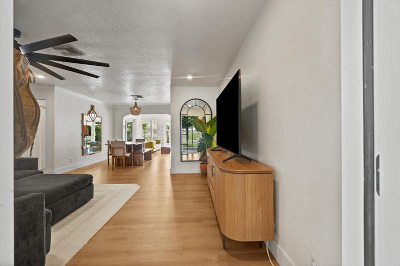 2 bedroom Single Family Residence at 160 SE 9th Street, Cypress Harbor 4th Sec, Pompano Beach — photo 3