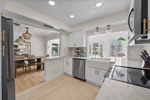 160 SE 9th Street, Pompano Beach FL - photo 10 of 37
