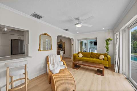 160 SE 9th Street, Pompano Beach FL - photo 11 of 37