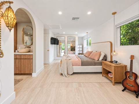 160 SE 9th Street, Pompano Beach FL - photo 13 of 37