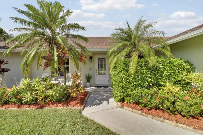 3 bedroom Single Family Residence at 19823 Hibiscus Drive, Wendimere Heights, Jupiter — photo 3