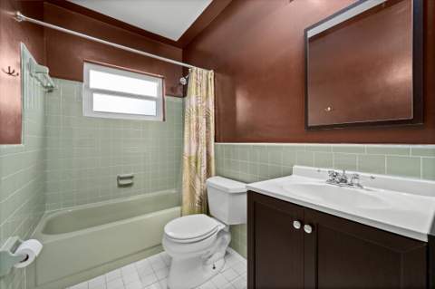 9704 NW 67th Street, Tamarac FL - photo 20 of 47