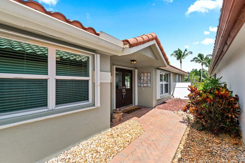 3 bedroom Single Family Residence at 11270 Cloverleaf Circle, Boca Woods Country Club 6, Boca Raton — photo 3