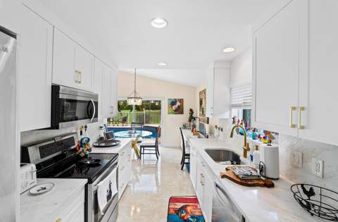 11270 Cloverleaf Circle, Boca Raton FL - photo 14 of 36