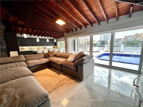 720 NE 28th Avenue, Pompano Beach FL - photo 11 of 36