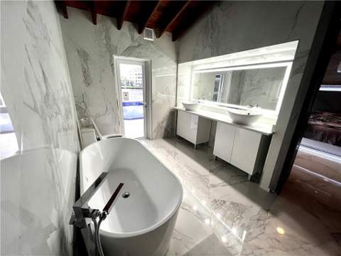 720 NE 28th Avenue, Pompano Beach FL - photo 14 of 36