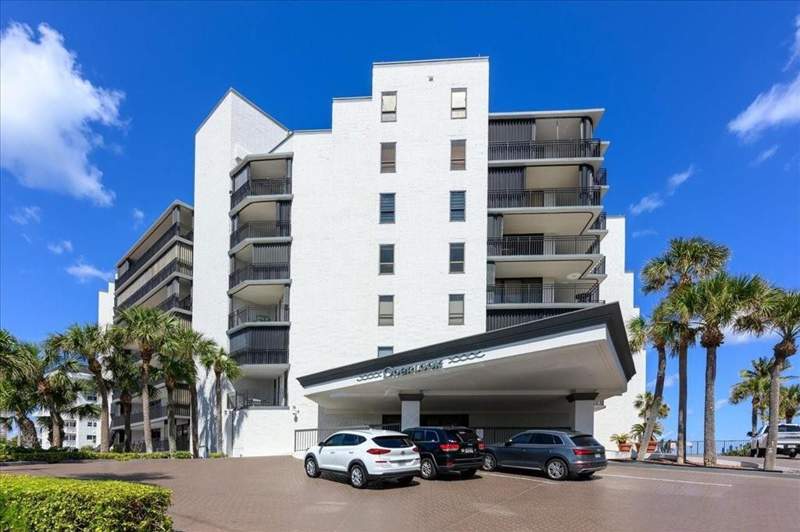 2 bedroom Condominium at 1167 Hillsboro Mile #706, Overlook Condo, Hillsboro Beach — photo 2
