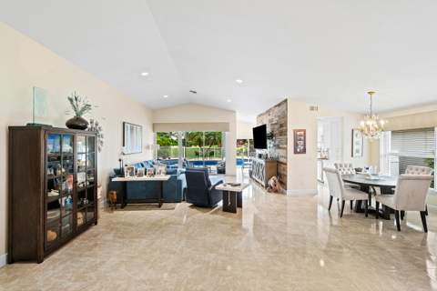 11270 Cloverleaf Circle, Boca Raton FL - photo 6 of 36