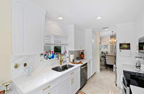 11270 Cloverleaf Circle, Boca Raton FL - photo 13 of 36