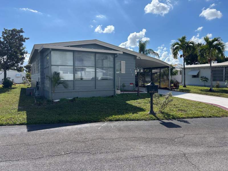 3 bedroom Manufactured Home at 570 NE 47th Court, Breeze Hill Resort Mobile Home Park, Deerfield Beach — photo 3