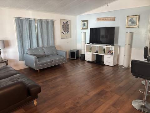 570 NE 47th Court, Deerfield Beach FL - photo 9 of 23