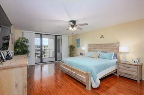 1167 Hillsboro Mile #706, Hillsboro Beach FL - photo 11 of 45