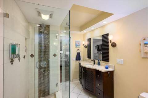 1167 Hillsboro Mile #706, Hillsboro Beach FL - photo 14 of 45