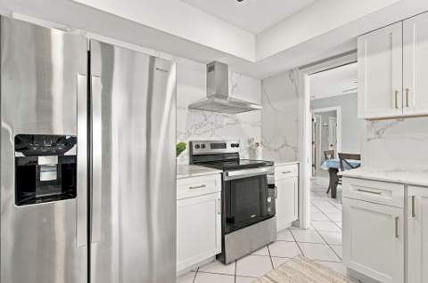 2102 NE 68th Street, Fort Lauderdale FL - photo 22 of 40