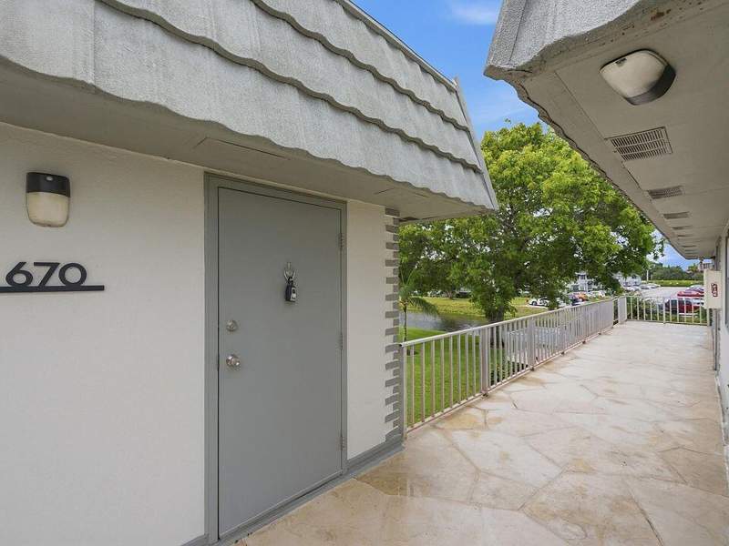 1 bedroom Condominium at 670 Monaco Court, Kings Point Monaco Condos, Delray Beach — photo 4