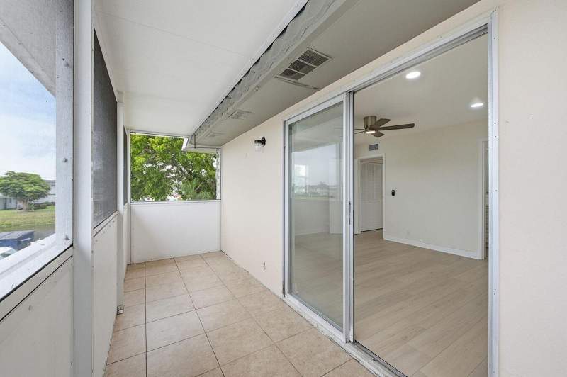 1 bedroom Condominium at 670 Monaco Court, Kings Point Monaco Condos, Delray Beach — photo 5