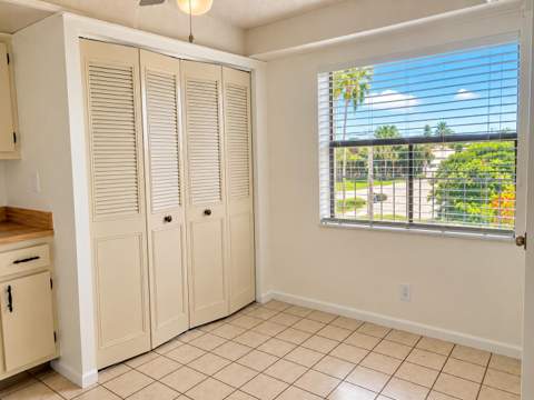 357 N Rock Island Road #407, Margate FL - photo 9 of 30