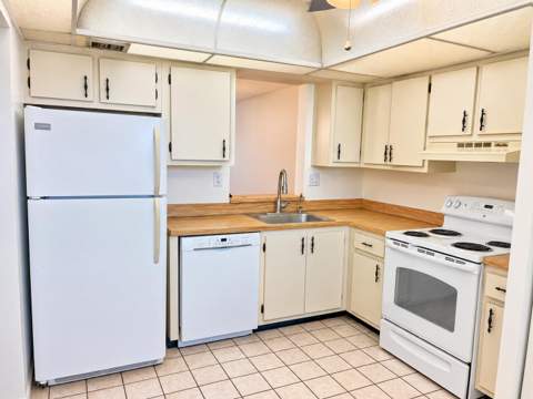 357 N Rock Island Road #407, Margate FL - photo 6 of 30