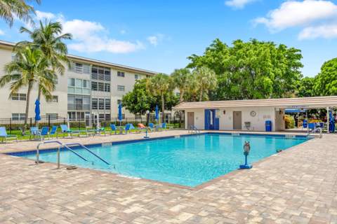 4402 Martinique Court #D2, Coconut Creek FL - photo 14 of 15
