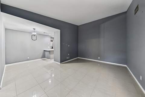 3402 Waterview Circle #B, Palm Springs FL - photo 11 of 41