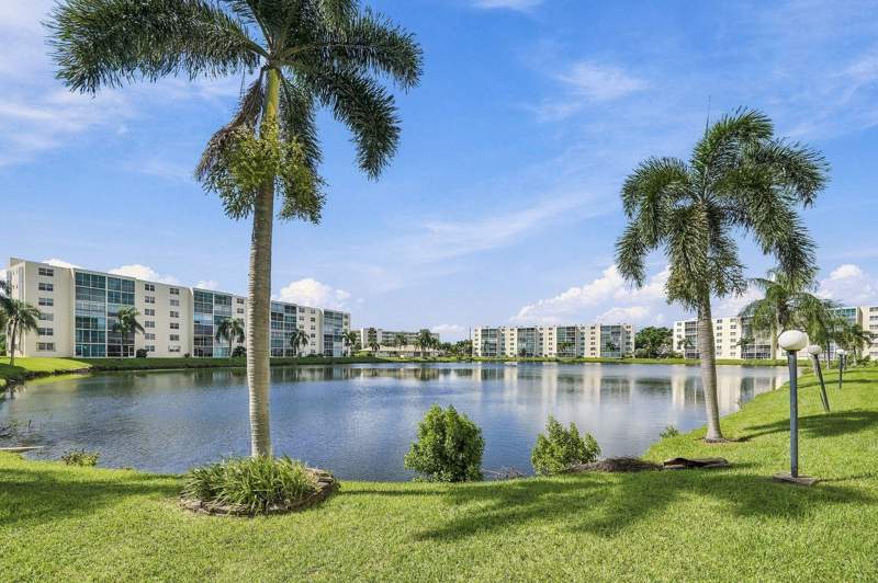 2 bedroom Condominium at 111 SE 3rd Avenue #602, Meadowbrook Lakes View Condo, Dania Beach — photo 4