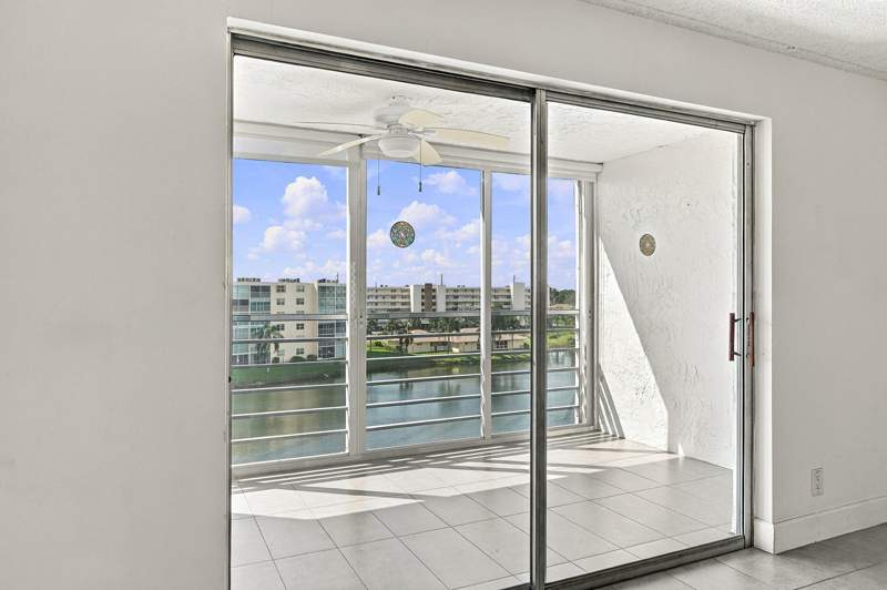 2 bedroom Condominium at 111 SE 3rd Avenue #602, Meadowbrook Lakes View Condo, Dania Beach — photo 5