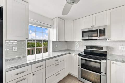 111 SE 3rd Avenue #602, Dania Beach FL - photo 23 of 30