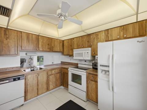 5427 Laurel Oak Street, Delray Beach FL - photo 7 of 30