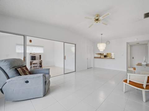 5427 Laurel Oak Street, Delray Beach FL - photo 14 of 30
