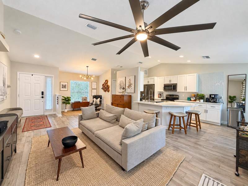 3 bedroom Single Family Residence at 1569 SW Pitts Avenue, Port St Lucie Section 14, Port St. Lucie — photo 5