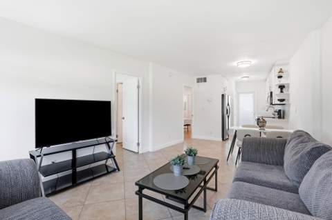 3250 NE 28th Street #104, Fort Lauderdale FL - photo 8 of 48