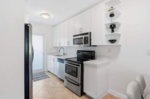 3250 NE 28th Street #104, Fort Lauderdale FL - photo 11 of 48