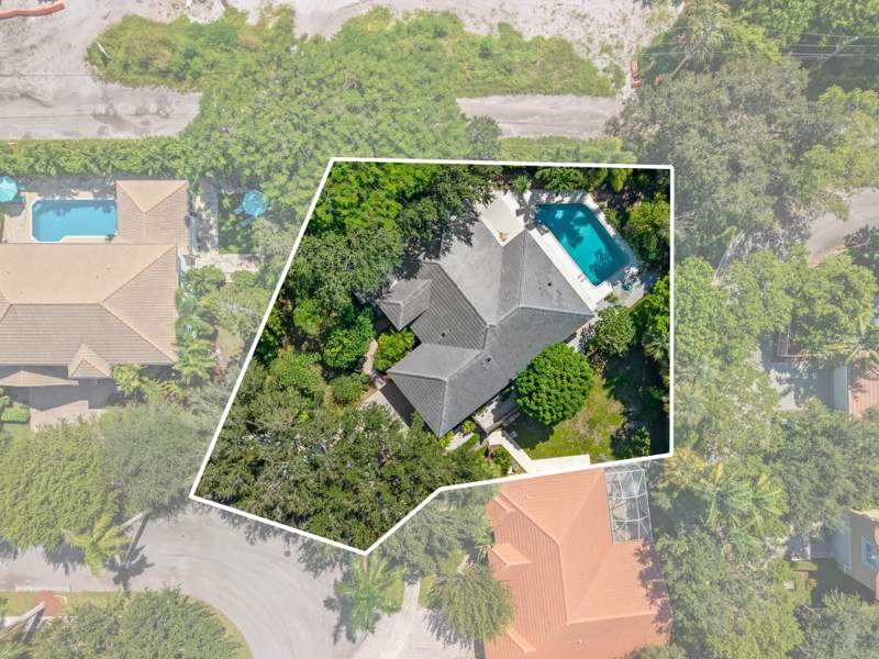 4 bedroom Single Family Residence at 4560 S Barwick Ranch Circle, Barwick Ranch, Delray Beach — photo 2