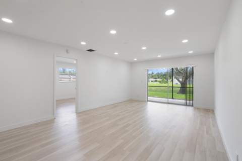 100 Lake Rebecca Drive, West Palm Beach FL - photo 9 of 21