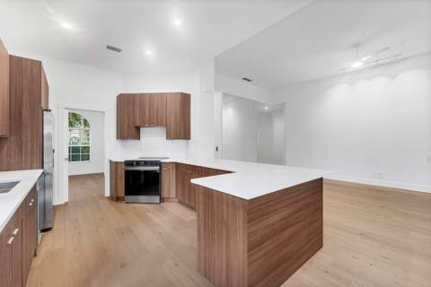 2580 Kittbuck Way, West Palm Beach FL - photo 6 of 48