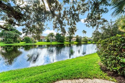 2580 Kittbuck Way, West Palm Beach FL - photo 23 of 42
