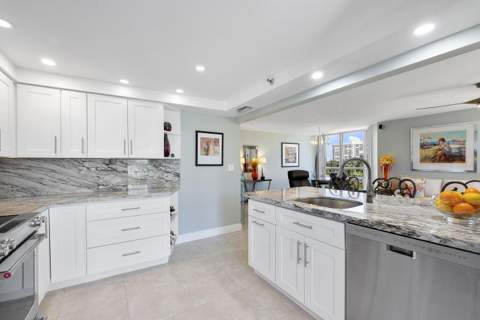 1901 S Ocean Boulevard #401, Boca Raton FL - photo 9 of 37