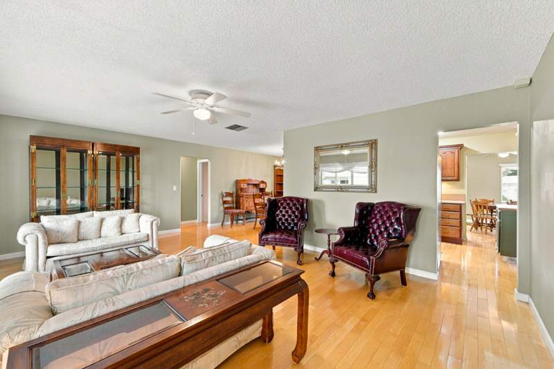 2 bedroom Single Family Residence at 6706 NW 71st Court, Mainlands Of Tamarac Lakes, Tamarac — photo 4