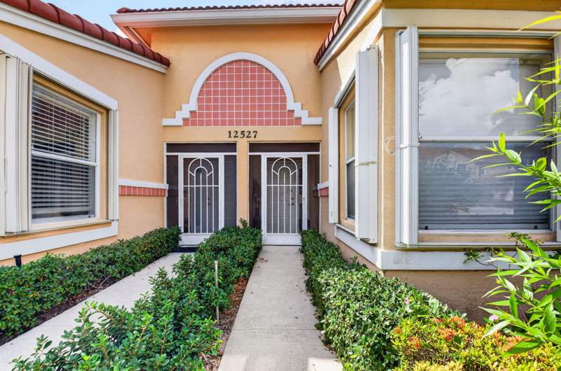 2 bedroom Villa at 12527 Crystal Pointe Drive #C, Coral Lakes / Crystal Pointe, Boynton Beach — photo 4