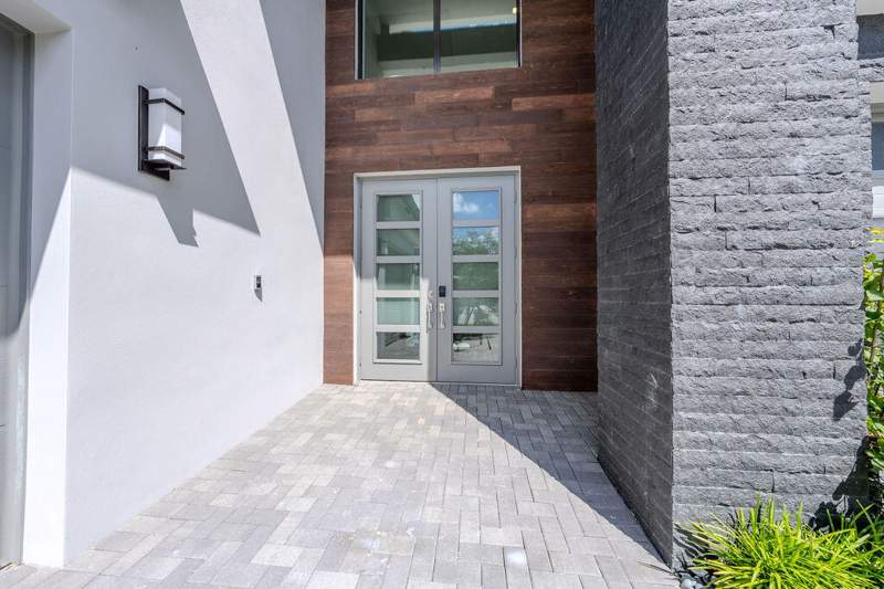 5 bedroom Single Family Residence at 9515 Royal Woods Manor, Johns West Pud, Boca Raton — photo 4