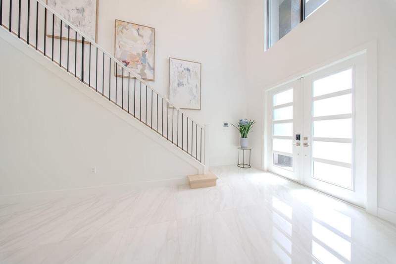 5 bedroom Single Family Residence at 9515 Royal Woods Manor, Johns West Pud, Boca Raton — photo 5