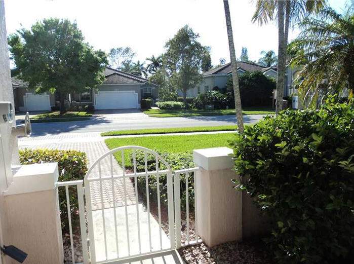 2 bedroom Villa at 2451 Aragon Boulevard #1, Aragon Sec One, Sunrise — photo 3
