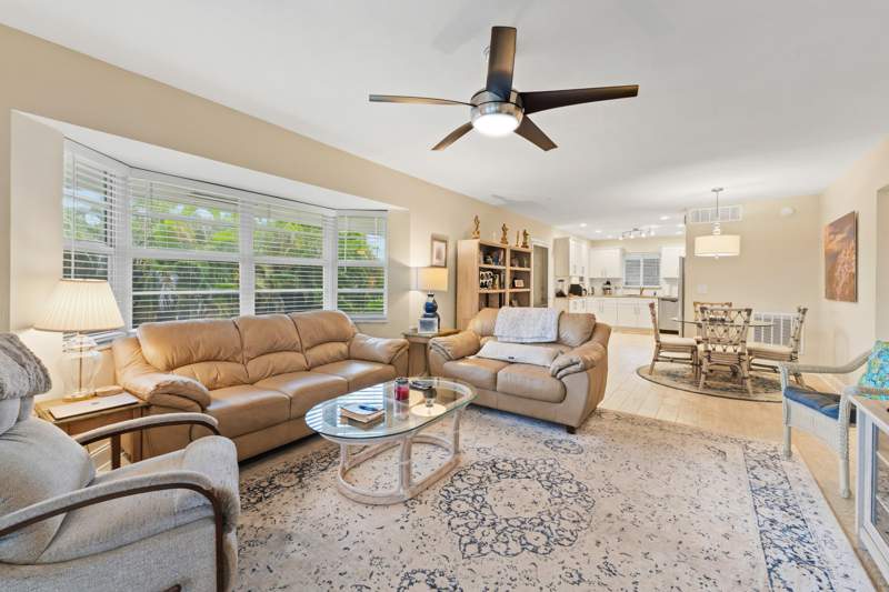 2 bedroom Condominium at 2 Garden Street #201M, Tequesta Garden Condo 6, Tequesta — photo 3