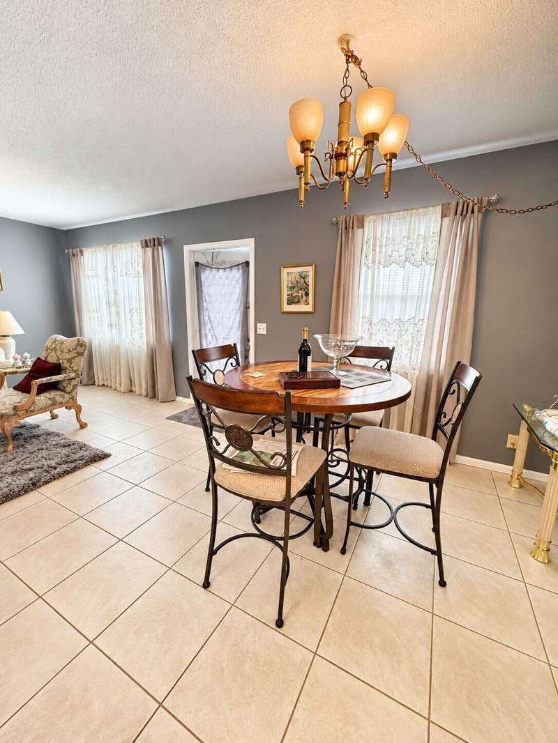 2 bedroom Condominium at 3079 Exeter, Exeter At Century Village Condo, Boca Raton — photo 3