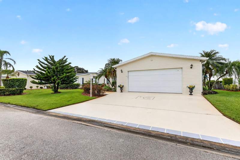 3 bedroom Single Family Residence at 3123 Scarlet Tanger Court, Eagle'S Retreat At Savanna Club Phase 2, Port St. Lucie — photo 2