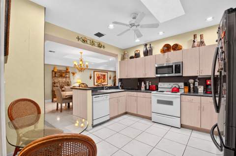 12527 Crystal Pointe Drive #C, Boynton Beach FL - photo 10 of 75
