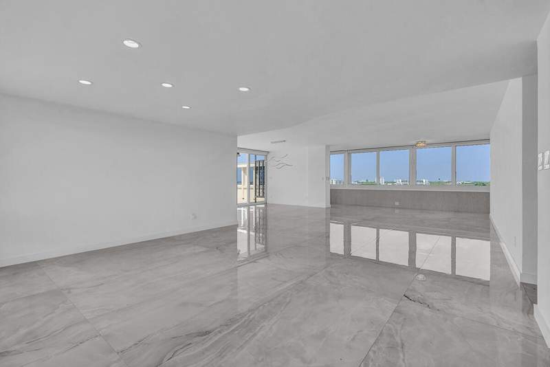 3 bedroom Stock Cooperative at 201 N Riverside Drive ##802, Harbor House Apartment Co-Op, Pompano Beach — photo 4